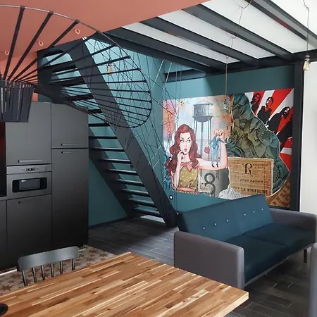 Au Paradis Du Loft Joyeux Apartment
